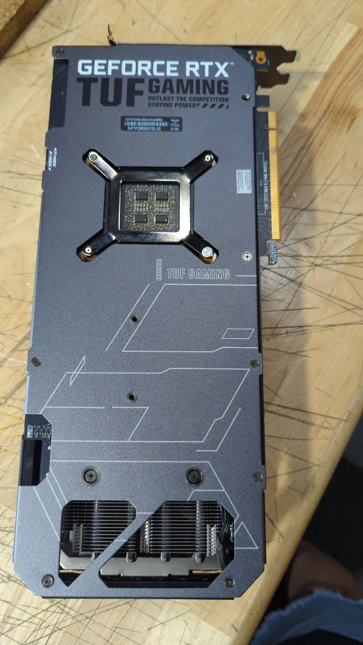 BH ベストオファー：Asus GeForce RTX 40 - Rtx 4090 24Gb Gddr6X のレビューと価格
