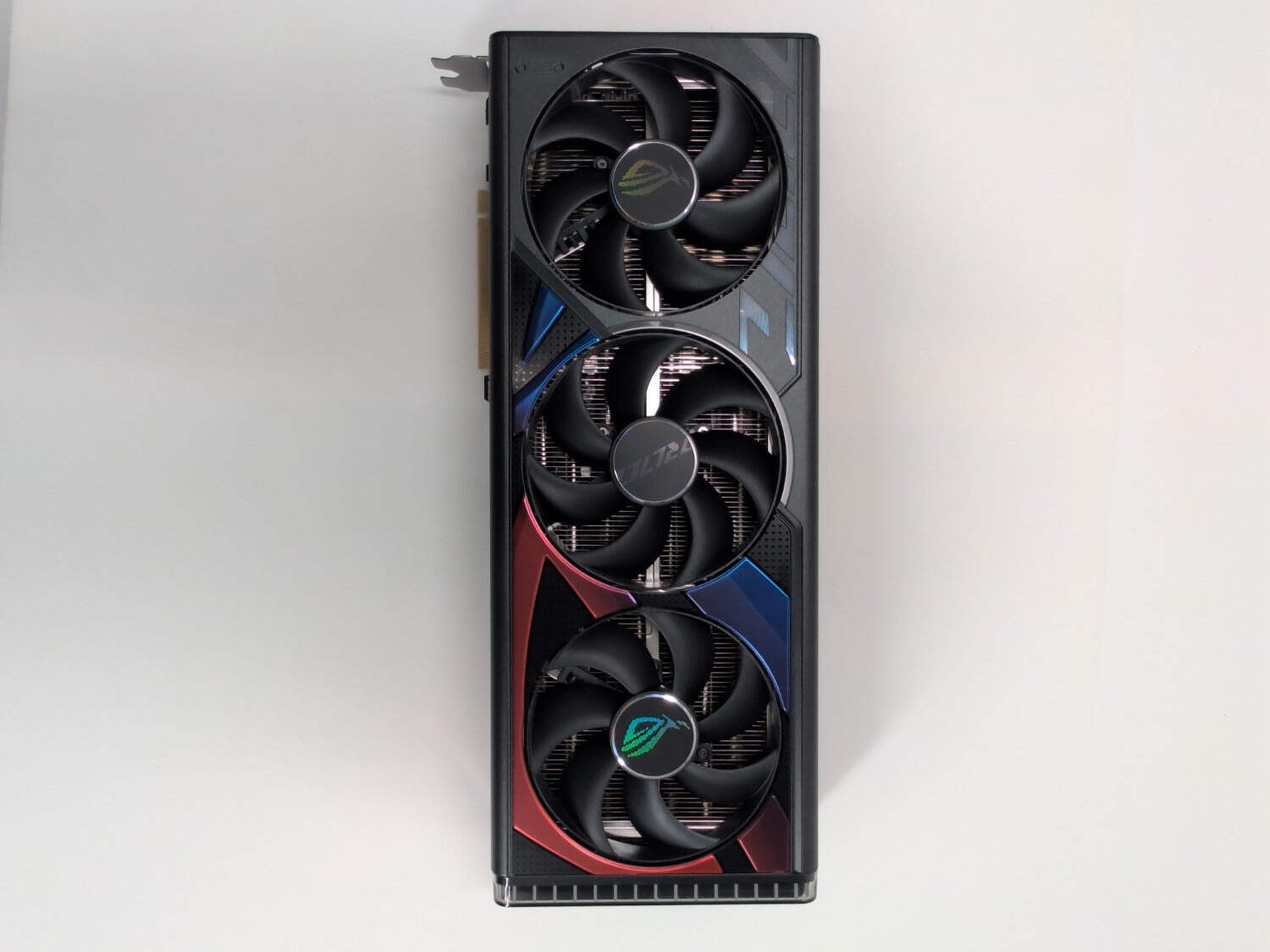 A. プレミアムオファー Asus GeForce RTX  - Rtx 4090 24Gb Gddr6X のレビューと価格