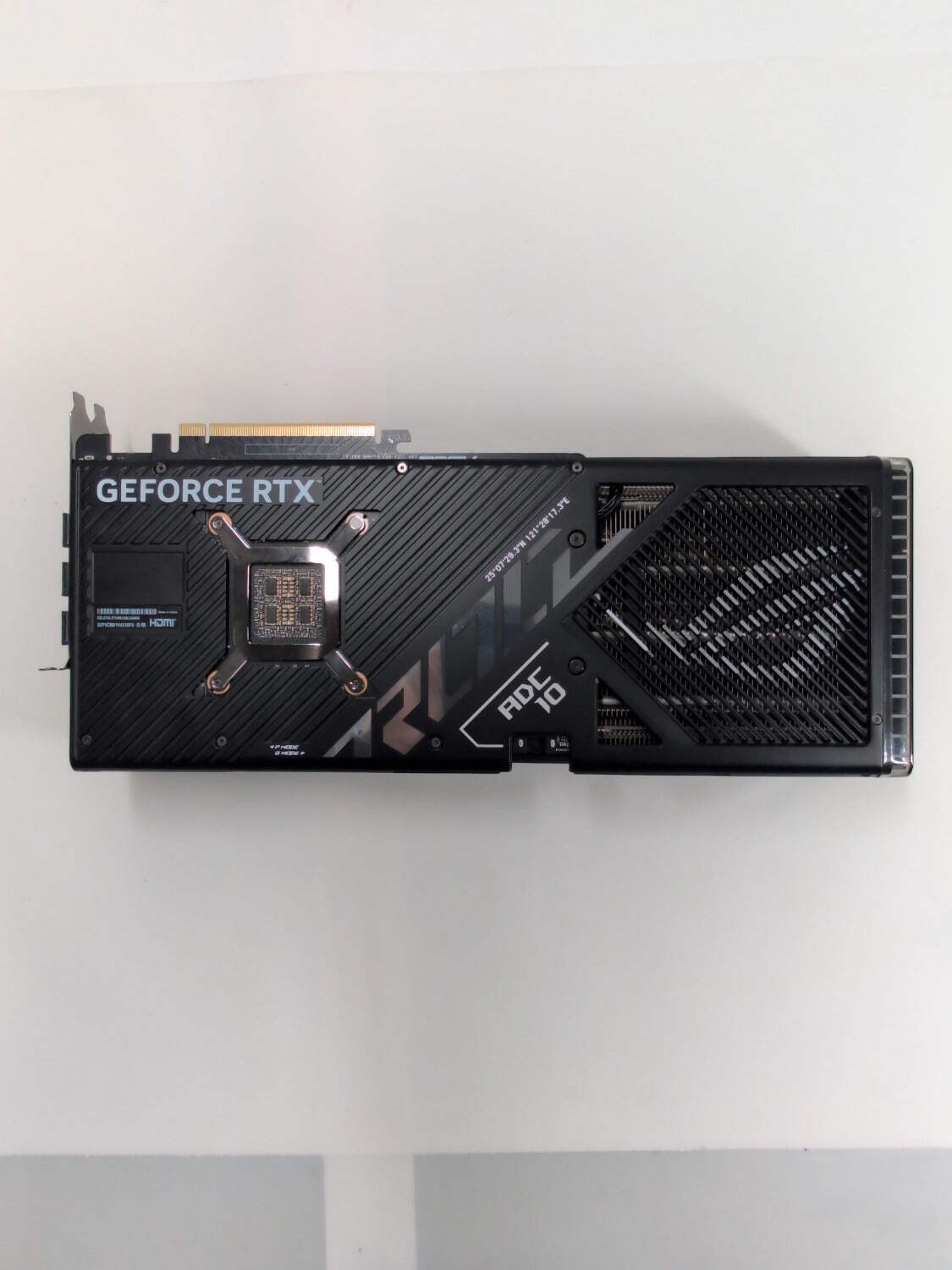 A. プレミアムオファー Asus GeForce RTX  - Rtx 4090 24Gb Gddr6X のレビューと価格
